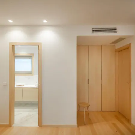 70's Wood House Villa *