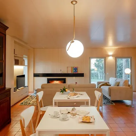 70's Wood House Villa Maia (Porto)