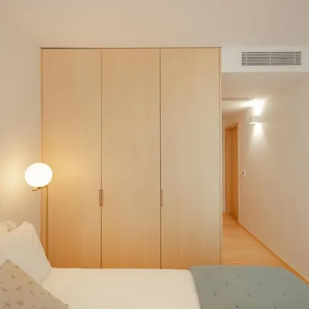 70's Wood House Villa