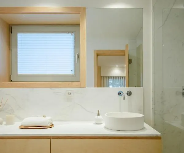 70's Wood House * Maía